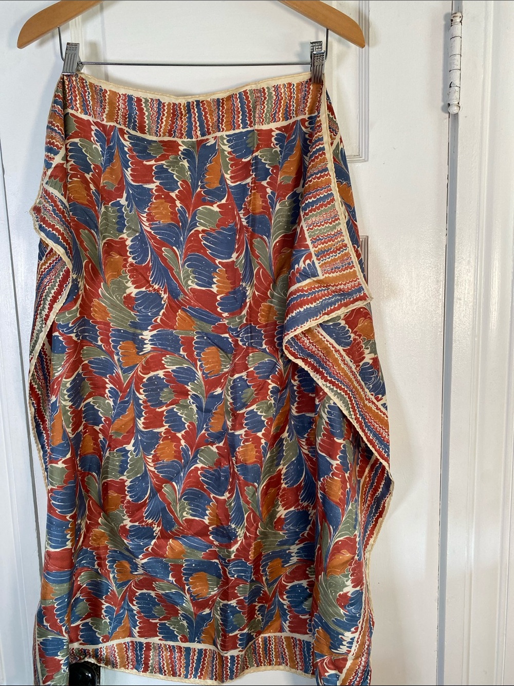 Vintage silk Lightweight Multicolor Feather-Print Scarf / Wrap